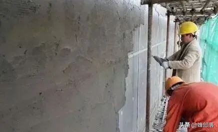 現在農村外牆為何多采用噴真石漆處理?5個原因使瓷磚不再是首選 現在農村外牆為何多采用噴真石漆處理?5個原因使瓷磚不再是首選