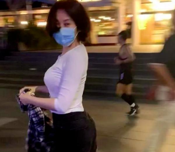 至今未婚的10位大齡女星,感情一個比一個精彩,最小的也有50歲 至今未婚的10位大齡女星,感情一個比一個精彩,最小的也有50歲