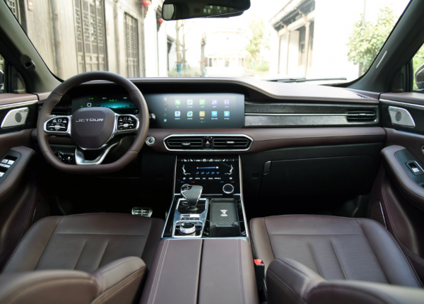 晚來卻是“性價王”,配12.3英寸雙聯屏,L2.5智慧駕駛輔助系統 晚來卻是“性價王”,配12.3英寸雙聯屏,L2.5智慧駕駛輔助系統