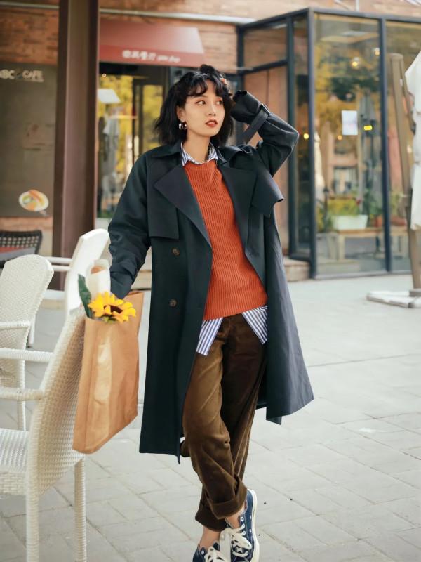 早春的第一件薄外套！小個子照著這樣穿，顯高又氣質