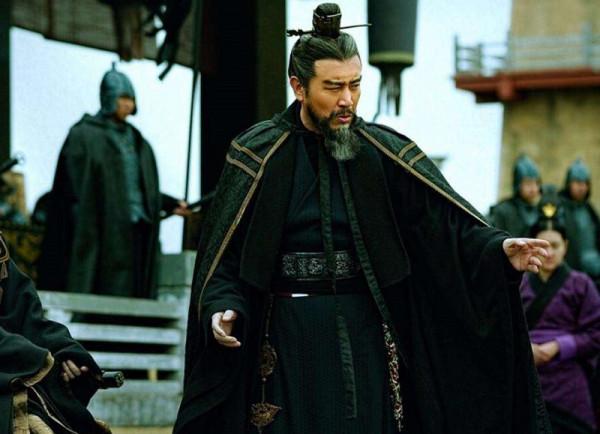 歷史上，殺害曹操父親的張闓，最後是什麼下場？