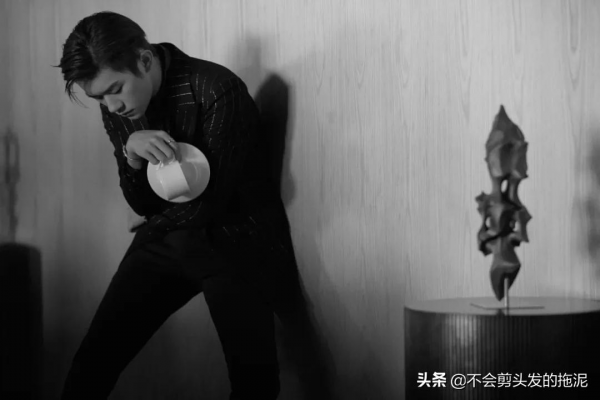 易烊千璽;李現;劉詩詩;張子楓;龔俊AB合作?王嘉爾跨界拍戲? 易烊千璽;李現;劉詩詩;張子楓;龔俊AB合作?王嘉爾跨界拍戲?