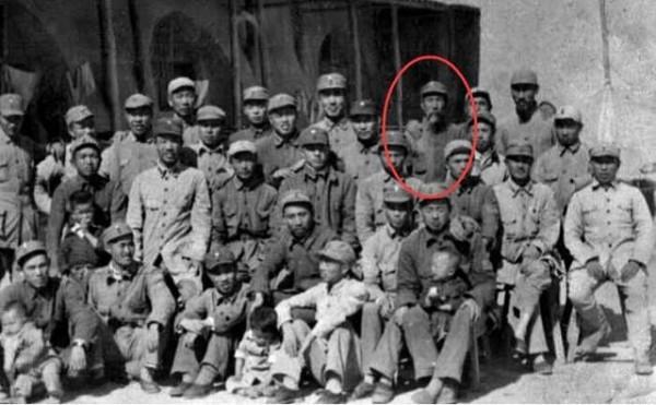 1955年授銜，蔣維平提出一特殊要求，毛主席：他功勞大，給個特例