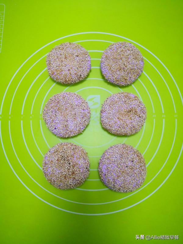 不用擀麵的紫薯豆沙餅，用平底鍋就能做，軟糯香甜，簡單易上手