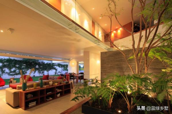 藍綠 · 藝“墅”家 || 西部城市邊界的小型封閉社群：安靜，綠樹成蔭