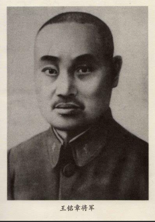 抗日名將王銘章犧牲後：義士贈名貴棺，妻子終生未再嫁，幼子修佛