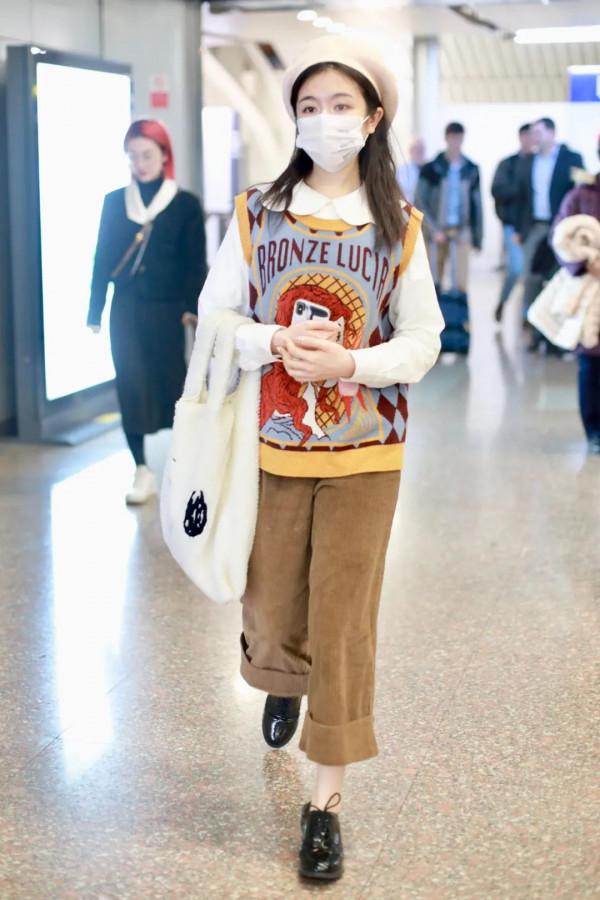 冬天的可愛，藏在彼得潘領裡