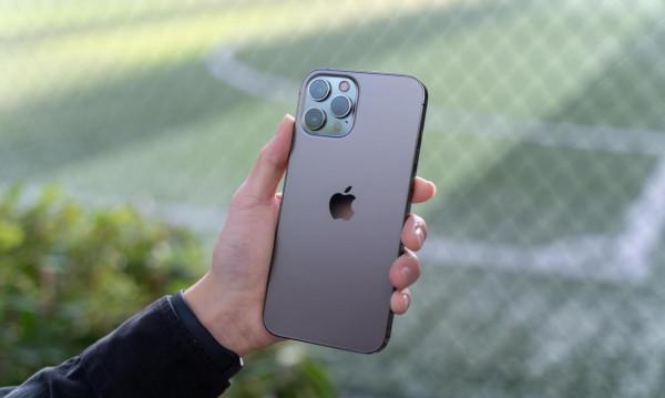 下次上墳就燒它?紙紮版5G iPhone上線:居然標配充電頭 下次上墳就燒它?紙紮版5G iPhone上線:居然標配充電頭