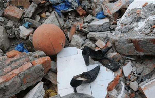 13年前,那個騎摩托載亡妻回家,半年後又再婚的吳加芳後來怎樣? 13年前,那個騎摩托載亡妻回家,半年後又再婚的吳加芳後來怎樣?