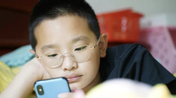 又一頂流逃稅被罰近1億！袁詠儀：“兒子，別進娛樂圈！”