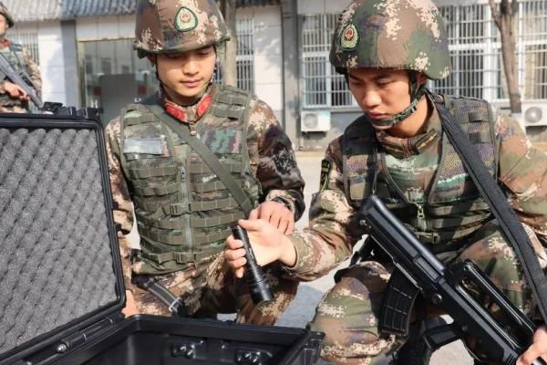 朗吧丨意料之外的三等功
