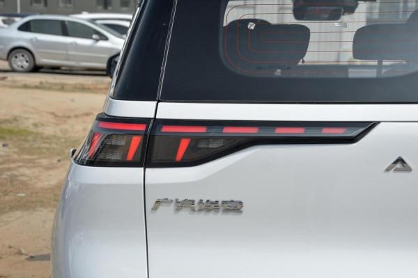 定位SUV，但酷似MPV，空間還超大，10.46萬起售，AION Y如何？