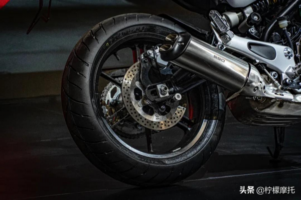 雙龍齊發！QJMOTOR攜全新車款引燃重慶摩博會