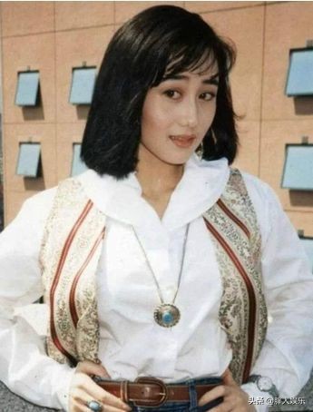 李連杰願意為她拋棄糟糠，不顧一切，利智，遠比你想象的要聰明