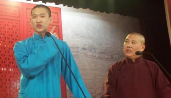 “人心不足蛇吞象”,曹雲金、郭德綱一個向左一個向右 “人心不足蛇吞象”,曹雲金、郭德綱一個向左一個向右