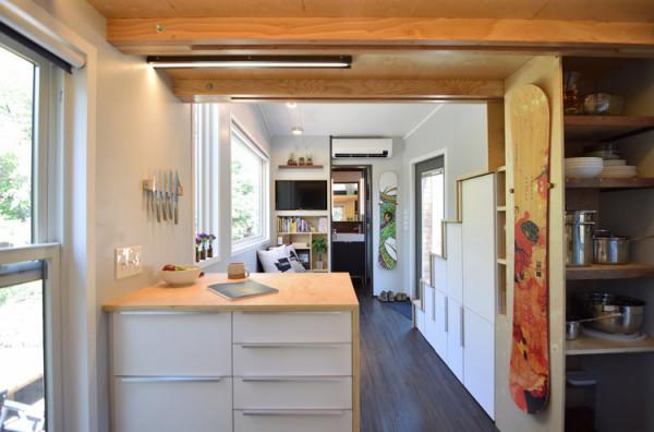 美國4歲萌娃單板攀巖越野樣樣行？爹媽超愛戶外運動，娃也不簡單