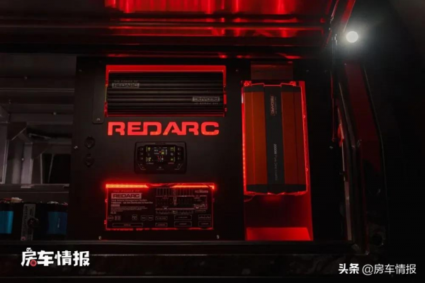 全新豐田皮卡露營車來了！配3.5L汽油機四驅強大，還邊走邊充電