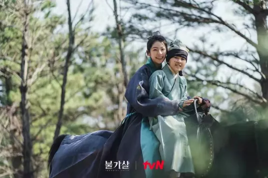 近期觀劇驚喜之作，這鬼怪夫婦我愛了