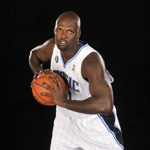 麥迪是97年首輪9號秀，當年順位在他之前的8人最終成就如何？