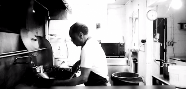 實拍抗美援朝中的美國俘虜,投降喊得十分熟練,甚至不願離開中國 實拍抗美援朝中的美國俘虜,投降喊得十分熟練,甚至不願離開中國