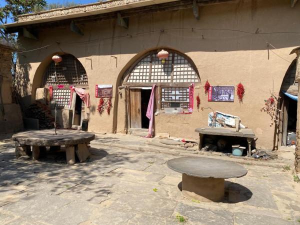 陝北高原的荒涼,《平凡的世界》拍攝地一一綏德郭家溝村 陝北高原的荒涼,《平凡的世界》拍攝地一一綏德郭家溝村