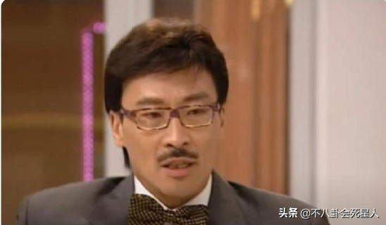 10位香港藝人移居國外現狀:孩子生病看不起,碩士生去餐廳當跑腿 10位香港藝人移居國外現狀:孩子生病看不起,碩士生去餐廳當跑腿