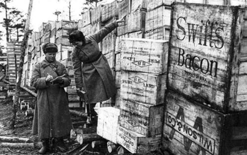 二戰時期美軍伙食如何？可樂當水喝，午餐肉用來擦鞋