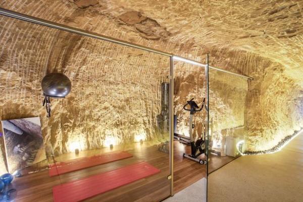 澳洲一處豪宅有著007風格秘密隧道，售價約4310萬元人民幣