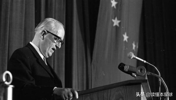 東德要獨立，西德要挽留，德國統一卻突如其來