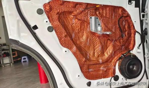 貴族之音讓純電動車王者歸來，蔚來ES8無損升級德國RS貴族音響