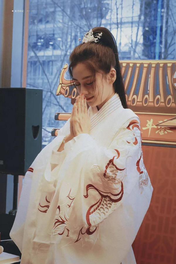 angelababy楊穎果然是人間至美，難怪黃曉明愛他