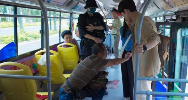 中國導演們！求求你們學學正午陽光怎麼拍“底層生活劇”吧