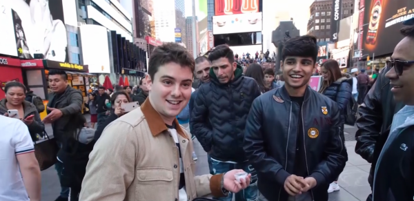 美國小夥認為中國食物不好吃,巨資買毛蛋讓老外吃,結果直呼真香 美國小夥認為中國食物不好吃,巨資買毛蛋讓老外吃,結果直呼真香