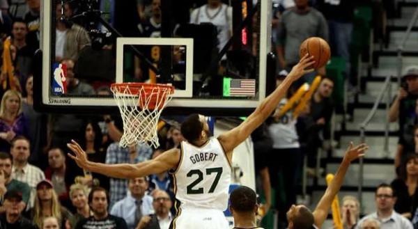 NBA至今最高的10個薪資合同，庫裡4年2.15億美元僅排第二