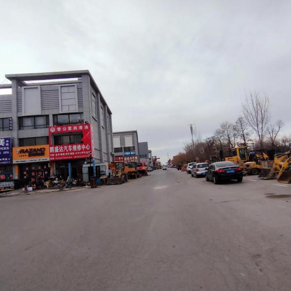 遼寧匯美建材建材家居廣場 不僅場地大 而且一排排店面 非常美麗氣派 遼寧匯美建材建材家居廣場 不僅場地大 而且一排排店面 非常美麗氣派