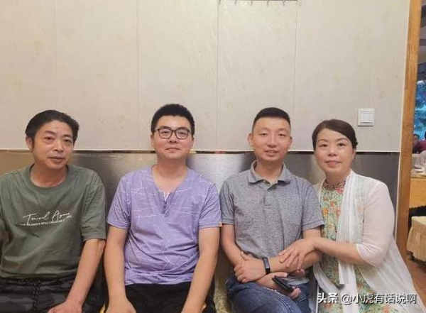 熊磊賣瓷器,少有人買賬!許敏和杜新枝的矛盾不斷擴大 熊磊賣瓷器,少有人買賬!許敏和杜新枝的矛盾不斷擴大