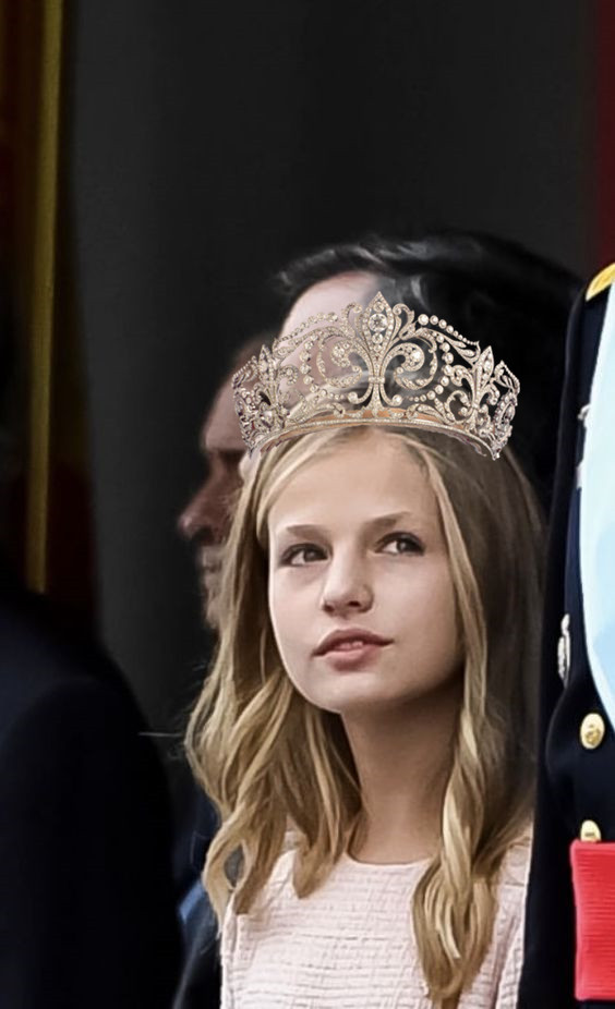 西班牙王室的8頂冠冕，萊昂諾爾和索菲亞戴上會如何呢，太漂亮了
