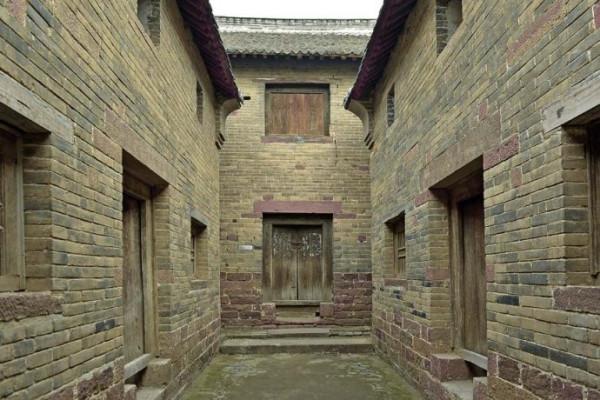 河南百年古寨，也稱中原第一紅石古寨，至今未開發，很少人知道