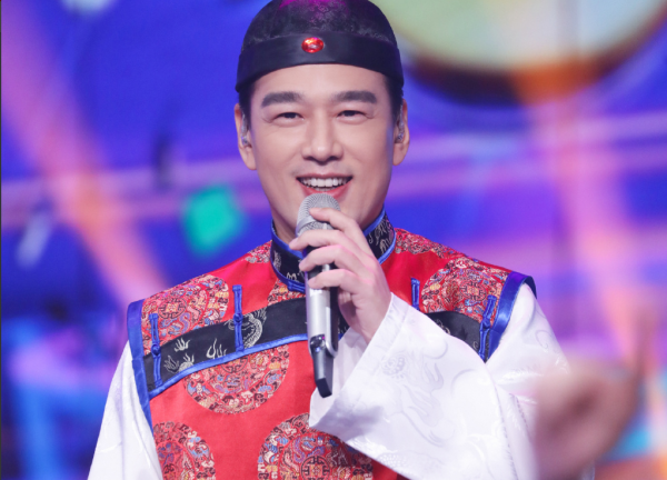 王耀慶的妻子郭晏青：丈夫成名背後有艱辛，每月探班雖累卻也幸福