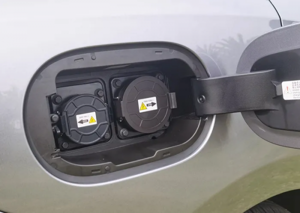 豐田旗艦SUV將換代；比亞迪第二款軍艦車型曝光