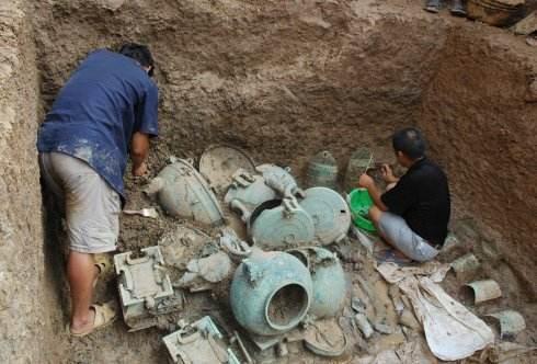 &OpenCurlyDoubleQuote;亂墳崗&rdquo;出土無棺怪墓，研究墓主DNA後，專家：是&OpenCurlyDoubleQuote;明教&rdquo;中人