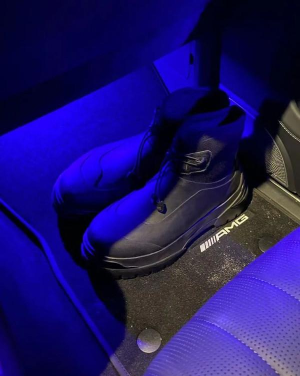 「年度鞋款」調研：犀牛德比、Marni 樂福、X-Pander 等時尚單品火爆