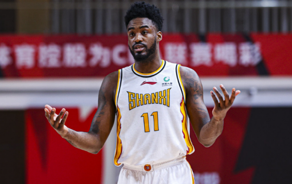 官宣!CBA“三雙王”正式加盟上海隊,李春江要衝擊CBA總冠軍 官宣!CBA“三雙王”正式加盟上海隊,李春江要衝擊CBA總冠軍