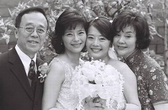 歸亞蕾：和初戀攜手56年，2個洋女婿改變了我