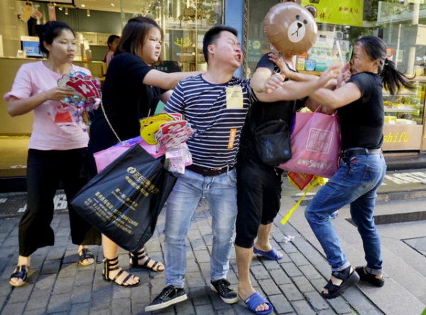 跟人爭吵打架時身體“發抖”,說話不利索,這是病嗎? 跟人爭吵打架時身體“發抖”,說話不利索,這是病嗎?