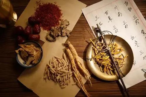 冬季咳嗽反反覆覆不見好？送你三味中藥，化痰消食、降氣平喘