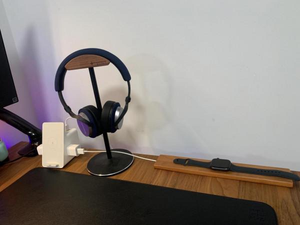 閒暇時刻收拾的桌面，燈光&plus;音效&plus;理線佈置