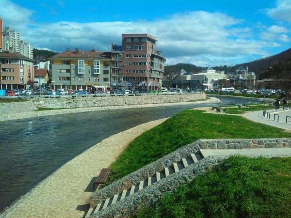 系列遊記 波、塞、黑篇（五）彈孔紀念碑和木頭城留下的印記