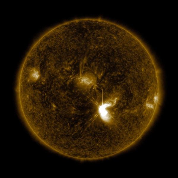 宇宙中最大的恆星有多大？體積是太陽的170億倍，重新整理我們的認知