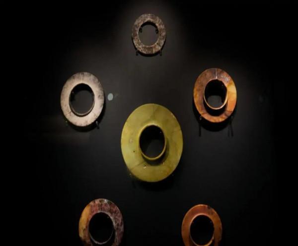 四川金沙挖出千根象牙,剛挖到一半,專家卻大喊:埋回去,趕緊撤 四川金沙挖出千根象牙,剛挖到一半,專家卻大喊:埋回去,趕緊撤